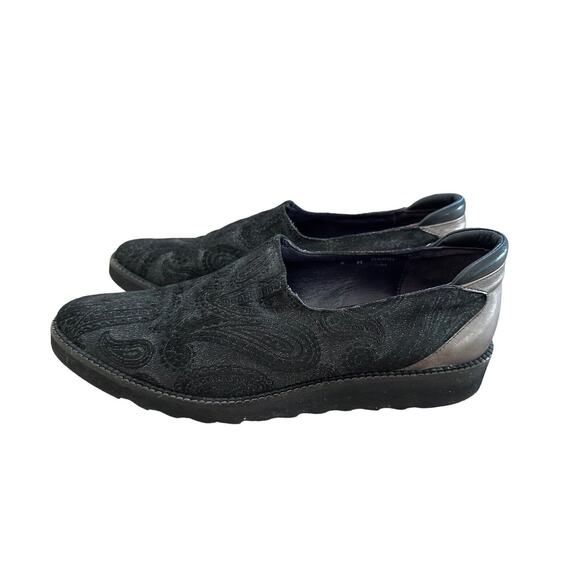 Donald J Pliner Shoes Womens 8M Green Darsi Paisley Embroidered Loafer Slip On - Picture 1 of 6